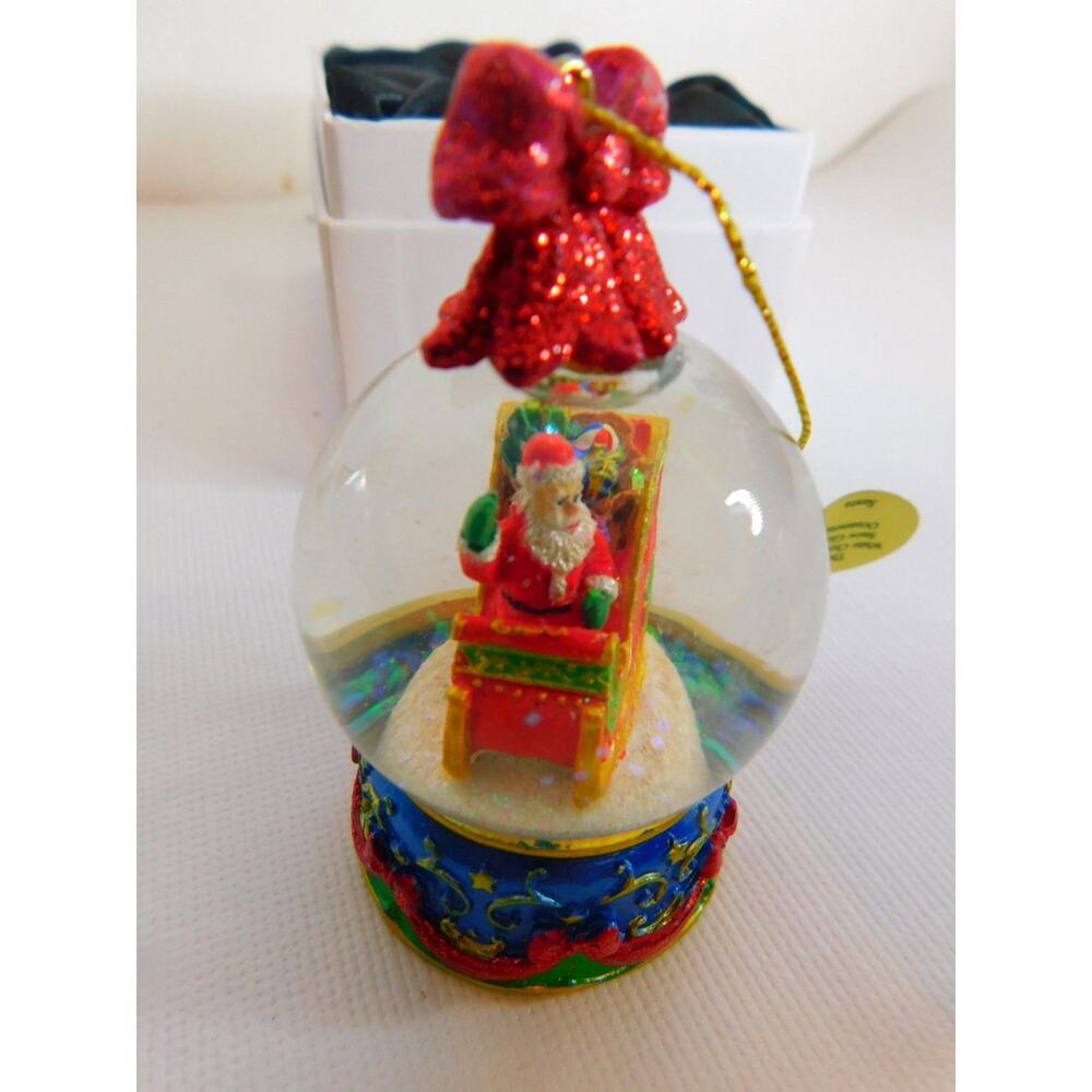 The Danbury Mint The White Christmas Santa Snow Globe Ornament - Picture 6 of 6